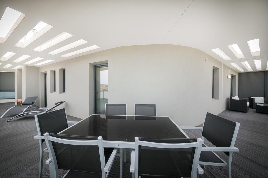 Le 180° Apartment Montpellier Bagian luar foto